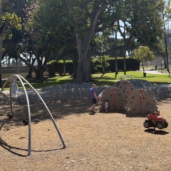 Brookhurst Community Park - Baby swings and rock wall - Parks Near Me - Anaheim, California