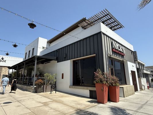 Nick's Manhattan Beach by null