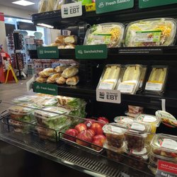 7-Eleven - Clean and well stocked!