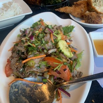 SL Kitchen - B4. Yum Nuer Salad very good - Thai Near Me - San Leandro, California SL Kitchen - B4. Yum Nuer Salad very good - Thai Near Me - San Leandro, California