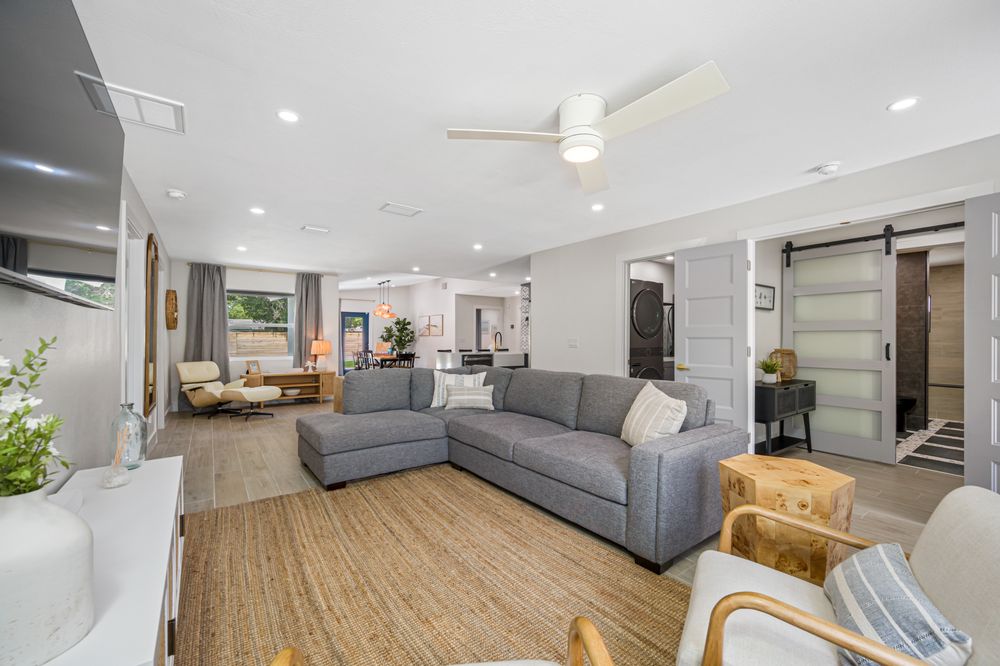 THE MIDWAY HIDEAWAY 22 Photos Seminole, Florida Vacation Rentals