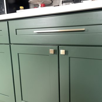 YK Cabinets - Emerald green shaker cabinet doors with knobs. The pull handles i had to get somewhere else cause they didn't have the size - Cabinetry Near Me - South San Francisco, California YK Cabinets - Emerald green shaker cabinet doors with knobs. The pull handles i had to get somewhere else cause they didn't have the size - Cabinetry Near Me - South San Francisco, California