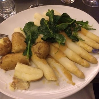 Sage Restaurant - Asparagus with potatoes - Beach Bars Near Me - Berlin, BE