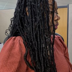 Twin Peaks Hair Studio - Crochet Boho Locs