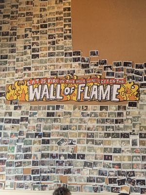 Pluckers Wing Bar by null
