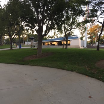 Anderson Park - They have aerobics in building - Parks Near Me - Carson, California Anderson Park - They have aerobics in building - Parks Near Me - Carson, California