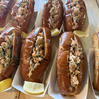 Pig Beach BBQ - Barbeque Near Me - Astoria, New York