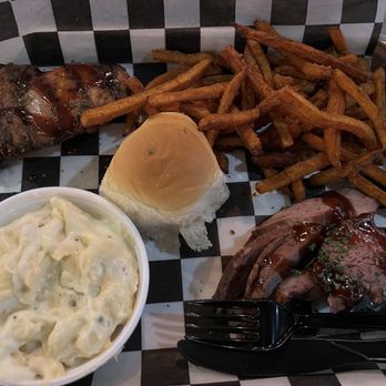 The Station - Two meat combo platter - Barbeque Near Me - Tracy, California