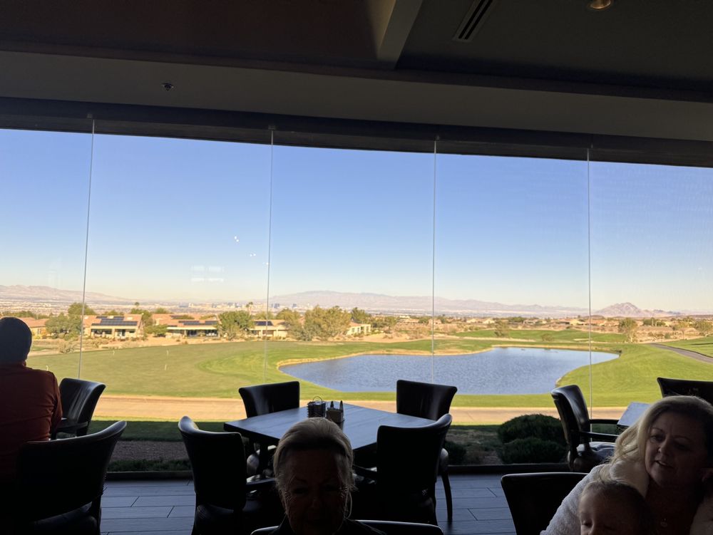 Buckman’s Grille - Photo 2