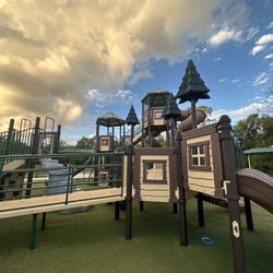 MacNaughton Park