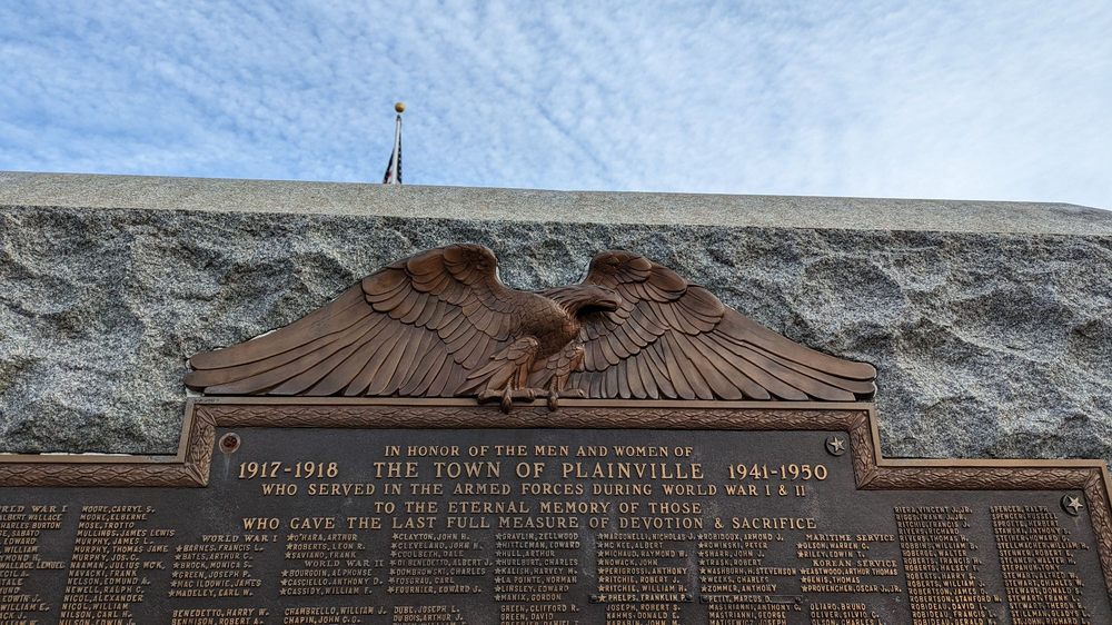 PLAINVILLE VETERANS MEMORIAL PARK Updated April 2024 17 Photos