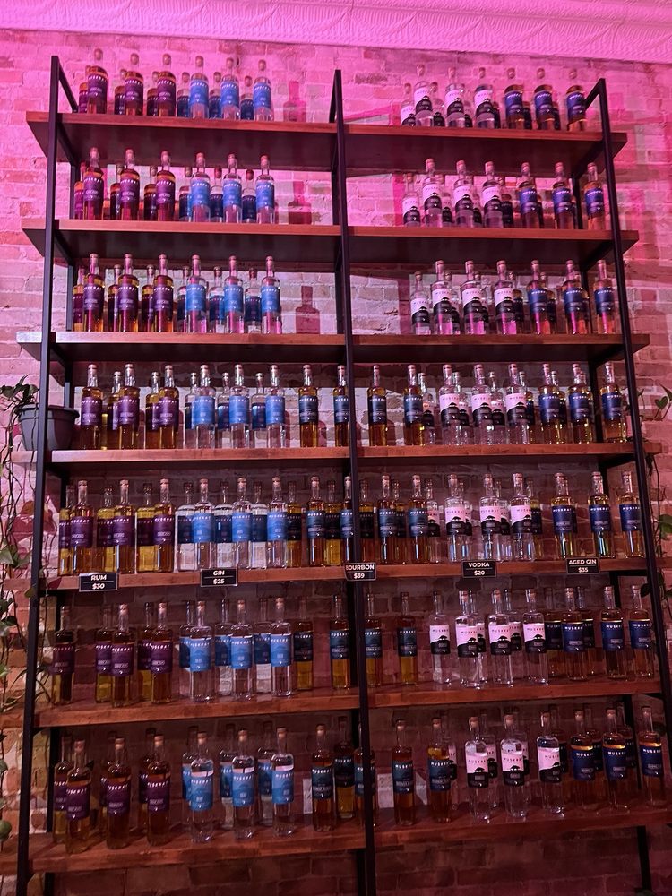 Muskrat Distilling Logo