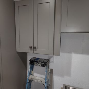Cabinets To Go - Filler plate in middle of cabinets?? - Kitchen & Bath Near Me - Hallandale Beach, Florida Cabinets To Go - Filler plate in middle of cabinets?? - Kitchen & Bath Near Me - Hallandale Beach, Florida
