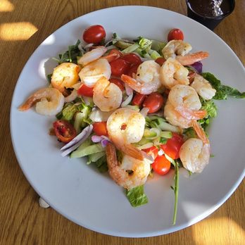 Crepes Tea House - Fresh Salad with shrimp - Coffee & Tea Near Me - West Springfield, Massachusetts