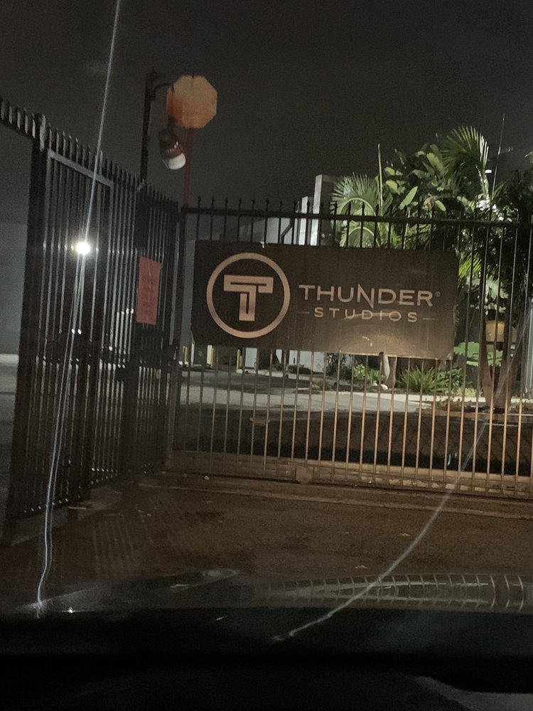 THUNDER STUDIOS 27 Photos 20434 S Santa Fe Ave, Long Beach