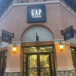 Gap Factory - Outside