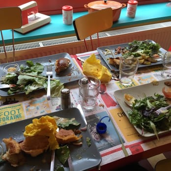 La Dinette - The kids cleaned up the hamburgers!!! - Burgers Near Me - Lille, 59