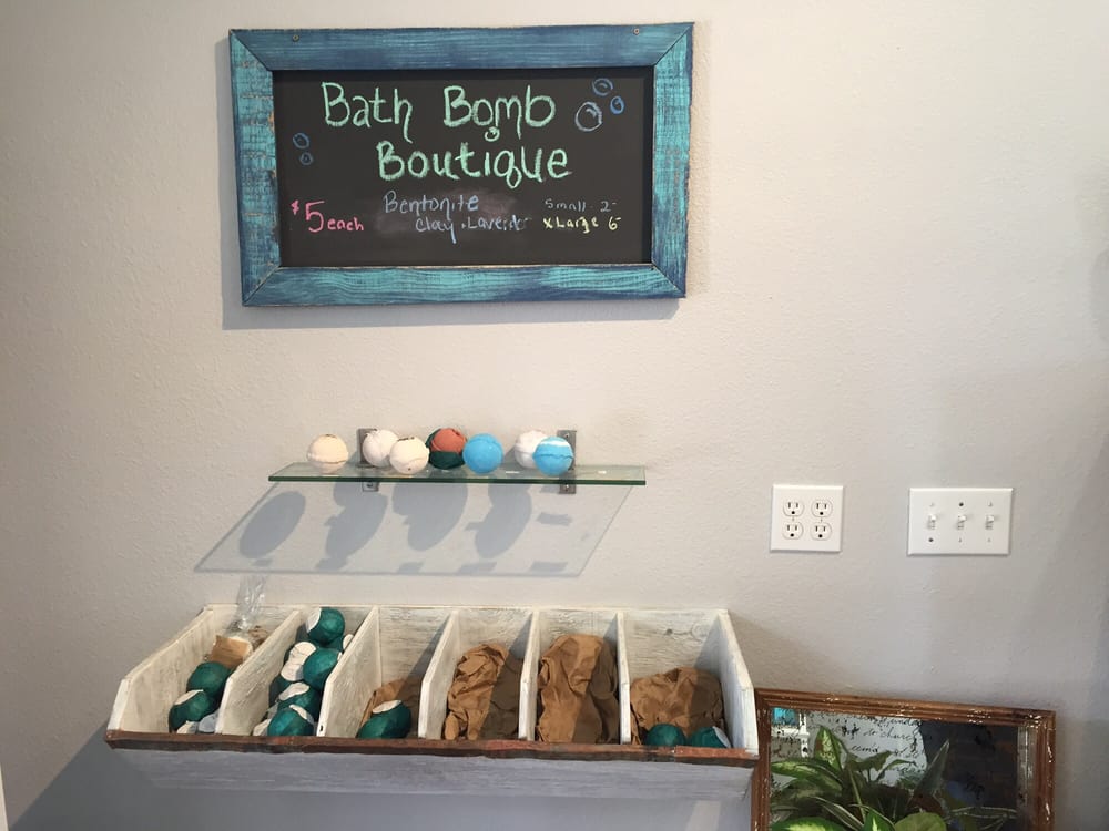 Salt House Soap Co Logo