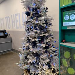 Walmart Supercenter - Christmas 2026