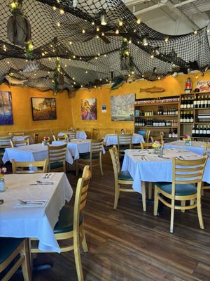 Sea Harvest Fish Market & Restaurants by null