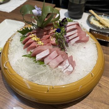 Haruka Sake and Sushi - Maguro and hamachi sashimi - Sushi Bars Near Me - La Cañada Flintridge, California