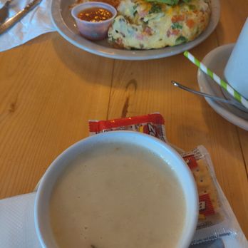 Don's Country Kitchen - Veggie omelette and Cham chowder - Breakfast & Brunch Near Me - Oceanside, California