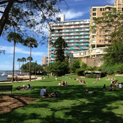 Elizabeth Bay