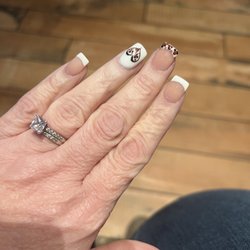 Fashion Nails - Terrible I can't stand looking at that mess !