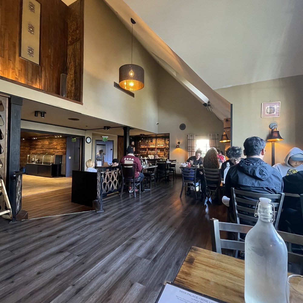 India Palace - Inside - Indian Near Me - Alameda, California