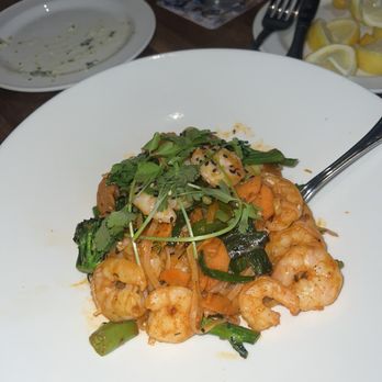 Yard House - sweet and spicy shrimp noodles - Bars Near Me - Roseville, California Yard House - sweet and spicy shrimp noodles - Bars Near Me - Roseville, California