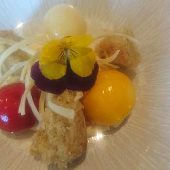 Rosewood Villa Magna - Fruit parfait, Greek yogurt cream and mint sponge cake, - Hotels Near Me - Madrid, M