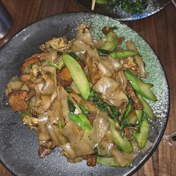 Siam Station - N2 Pad See Ew with crispy beef - Thai Near Me - Milpitas, California