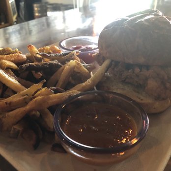 The Bine Beer & Food - Fried Chicken Sandwich - Beer Bar Near Me - Bothell, Washington