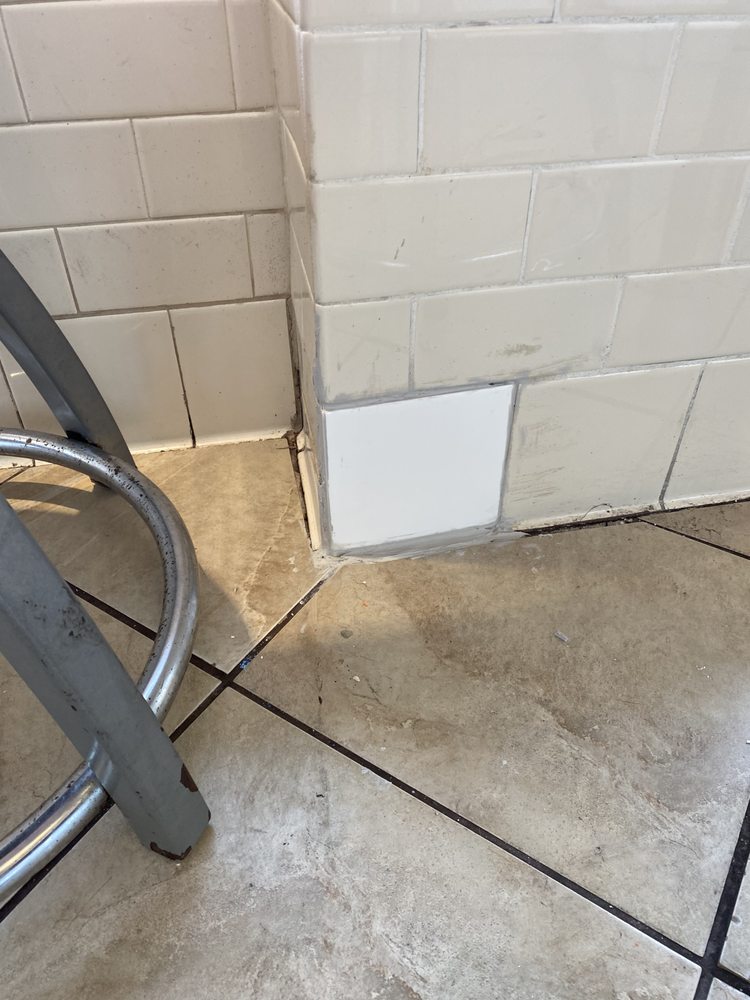 Slide of Community Carpenter’s & Handyman Services