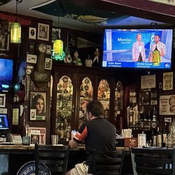 Clancy's Irish Pub