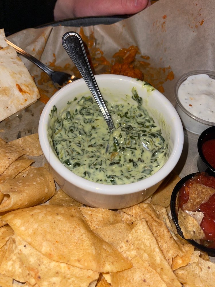 Social spots from Applebee's Grill + Bar