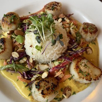 Kinley's Restaurant & Bar - Curry Scallops with Indian slaw - New American Near Me - Anchorage, Alaska Kinley's Restaurant & Bar - Curry Scallops with Indian slaw - New American Near Me - Anchorage, Alaska