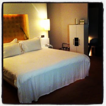 The Beacon Hotel - Deluxe King Room - Hotels Near Me - Dublin, D