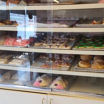 Panaderia Las Palomas - Pastries - Mexican Near Me - Reno, Nevada