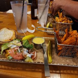 The Hops Classic Burger