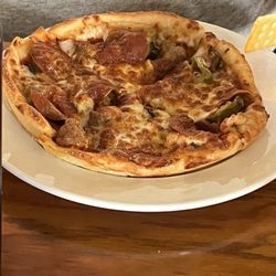 Bentino's Pizza - Deluxe Pizza with jalapeños
