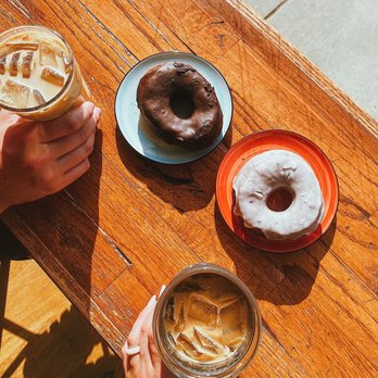 Johnson Public House - Level 5 doughnuts - Coffee & Tea Near Me - Madison, Wisconsin