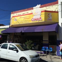 Mamá Coneja - Semillas, frutas secas, aquí venden de todo.