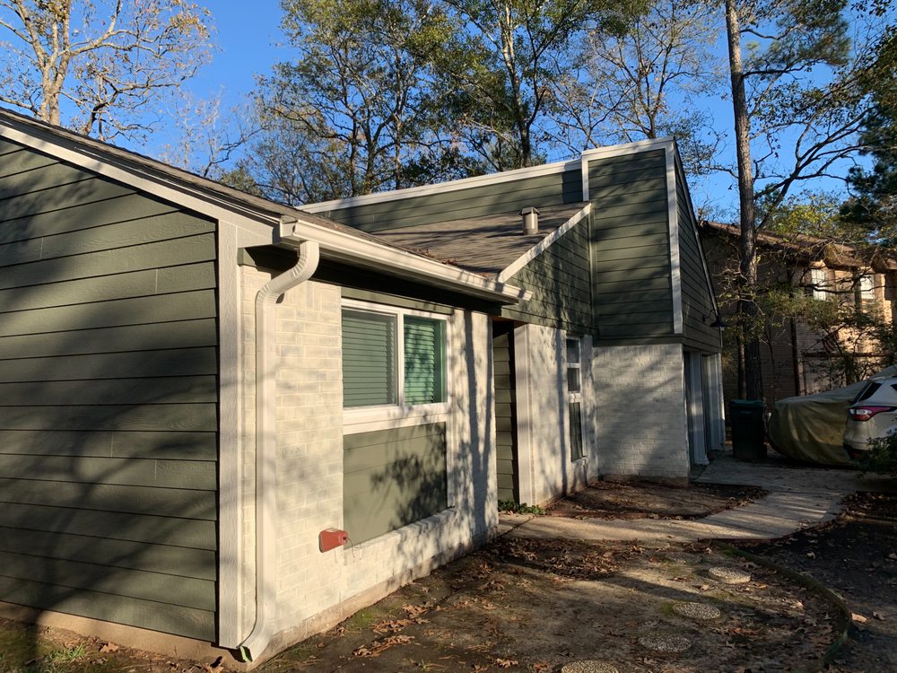 Slide of Everest Siding and Windows Contractor Houston