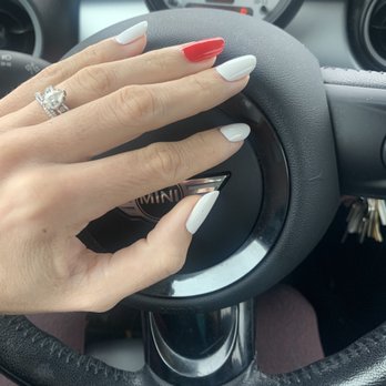 LuXe Nails & Spa - Nail Salons Near Me - Mount Laurel, New Jersey