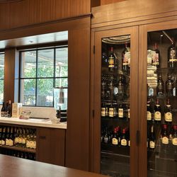 V Sattui Winery - Beautiful, airy tasting room, tremendous upgrade