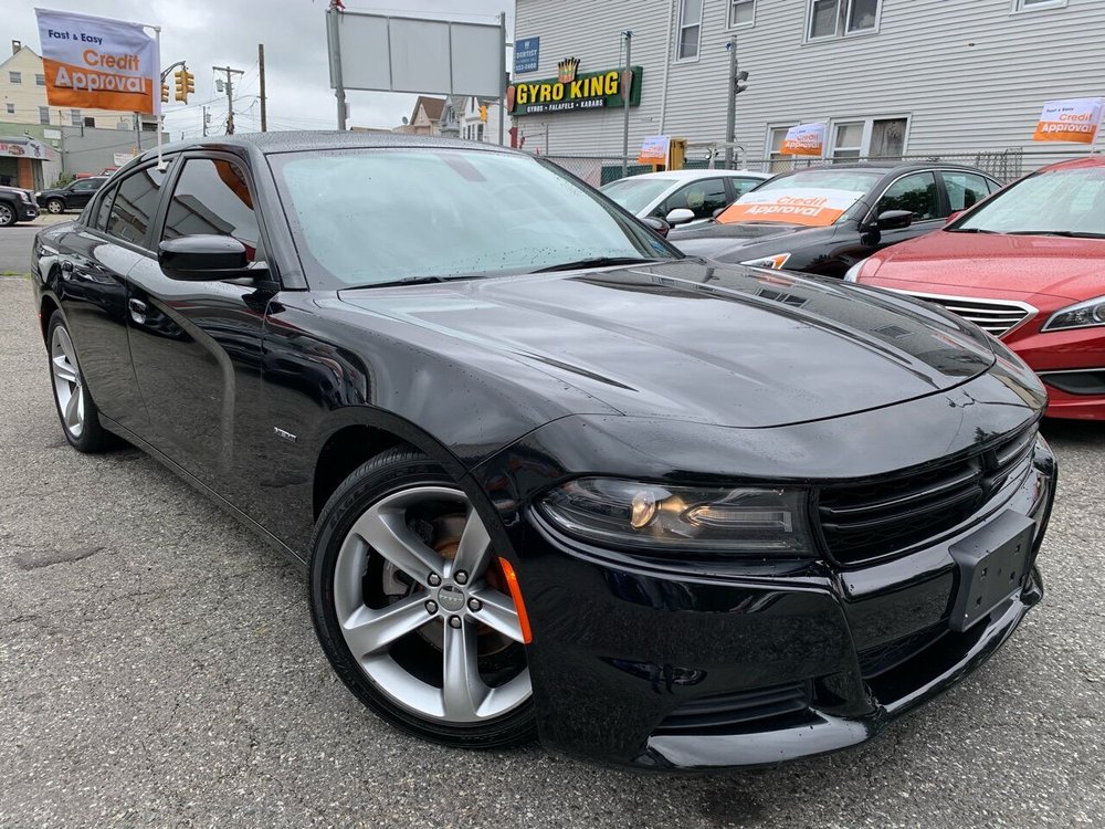 AUTO UNIVERSE Updated August 2024 54 Photos 828 Main St, Paterson