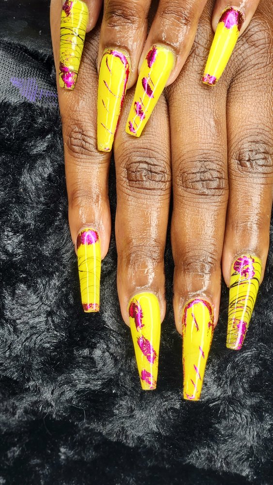 DOLPH’S NAIL SALON Updated June 2024 Brandon, Mississippi Nail