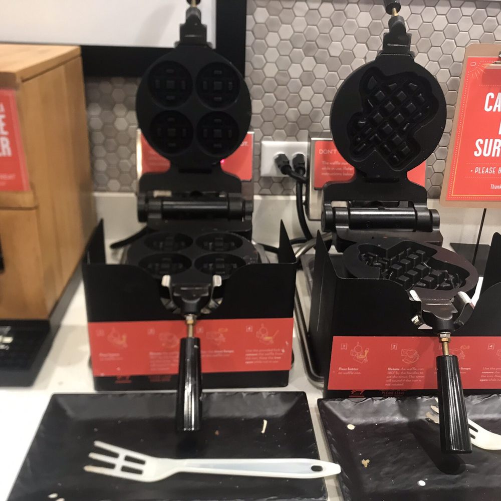 Hampton Inn Bulverde Texas Hill Country - Waffle makers - Hotels Near Me - Spring Branch, Texas