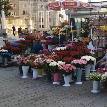 Taksim Meydanı - Flower shops in Taksim Square - Landmarks & Historical Buildings Near Me - Istanbul, 34